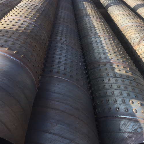 琼中孔式滤水管的材质选择